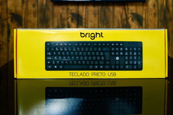 Teclado Preto USB Bright